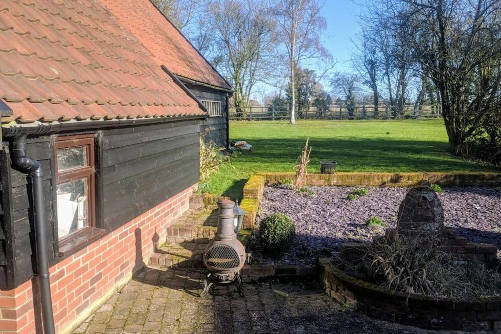 Stunning Barn Conversion Ideal For Large Families Bildeston Kültér fotó