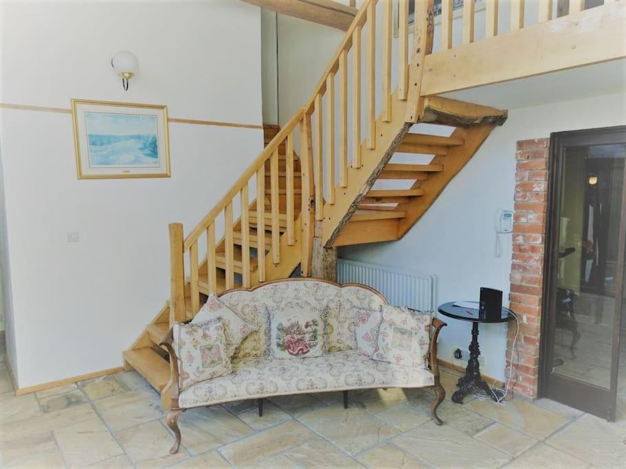 Stunning Barn Conversion Ideal For Large Families Bildeston Kültér fotó