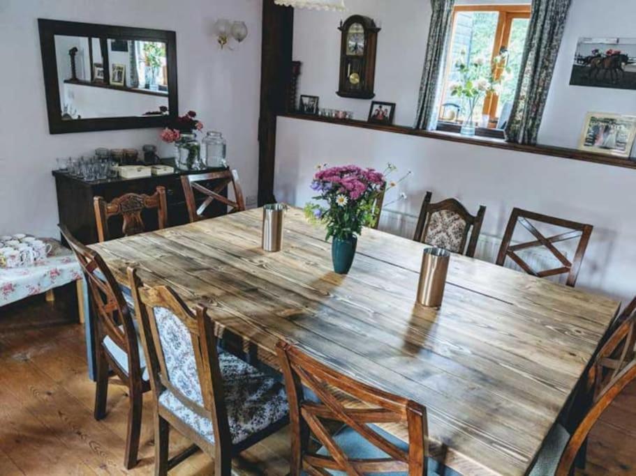 Stunning Barn Conversion Ideal For Large Families Bildeston Kültér fotó